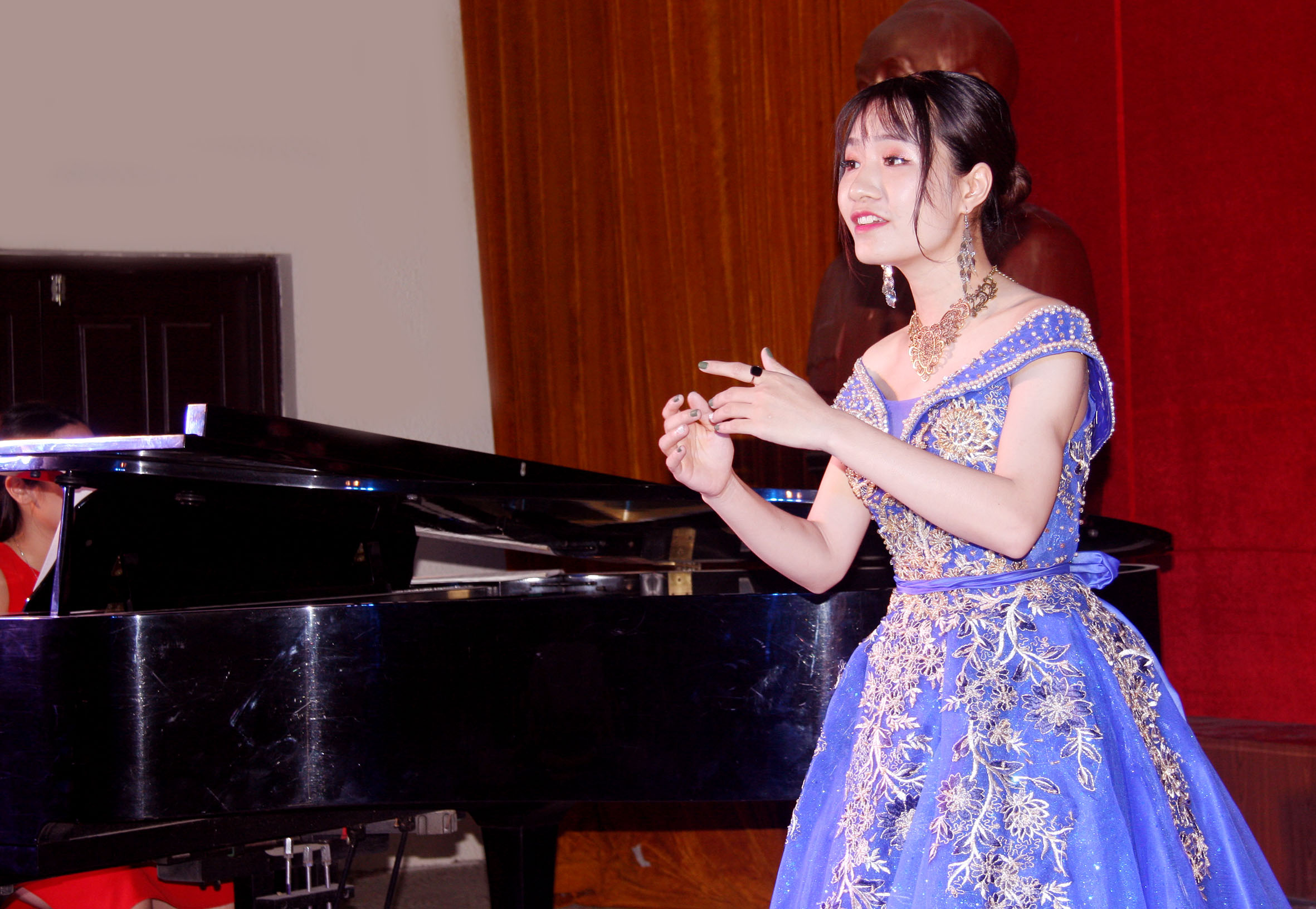 Chương trình biểu diễn tốt nghiệp K2 Đại học Thanh nhạc  Trường ĐHSP Nghệ thuật TW