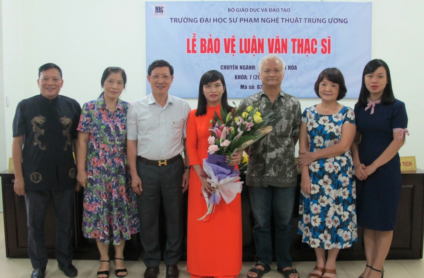 Lễ bảo vệ luận văn của hai học viên Hà Ngọc Luyện Và Ngô Thị Thu (K7) - Chuyên ngành Quản lý văn hóa