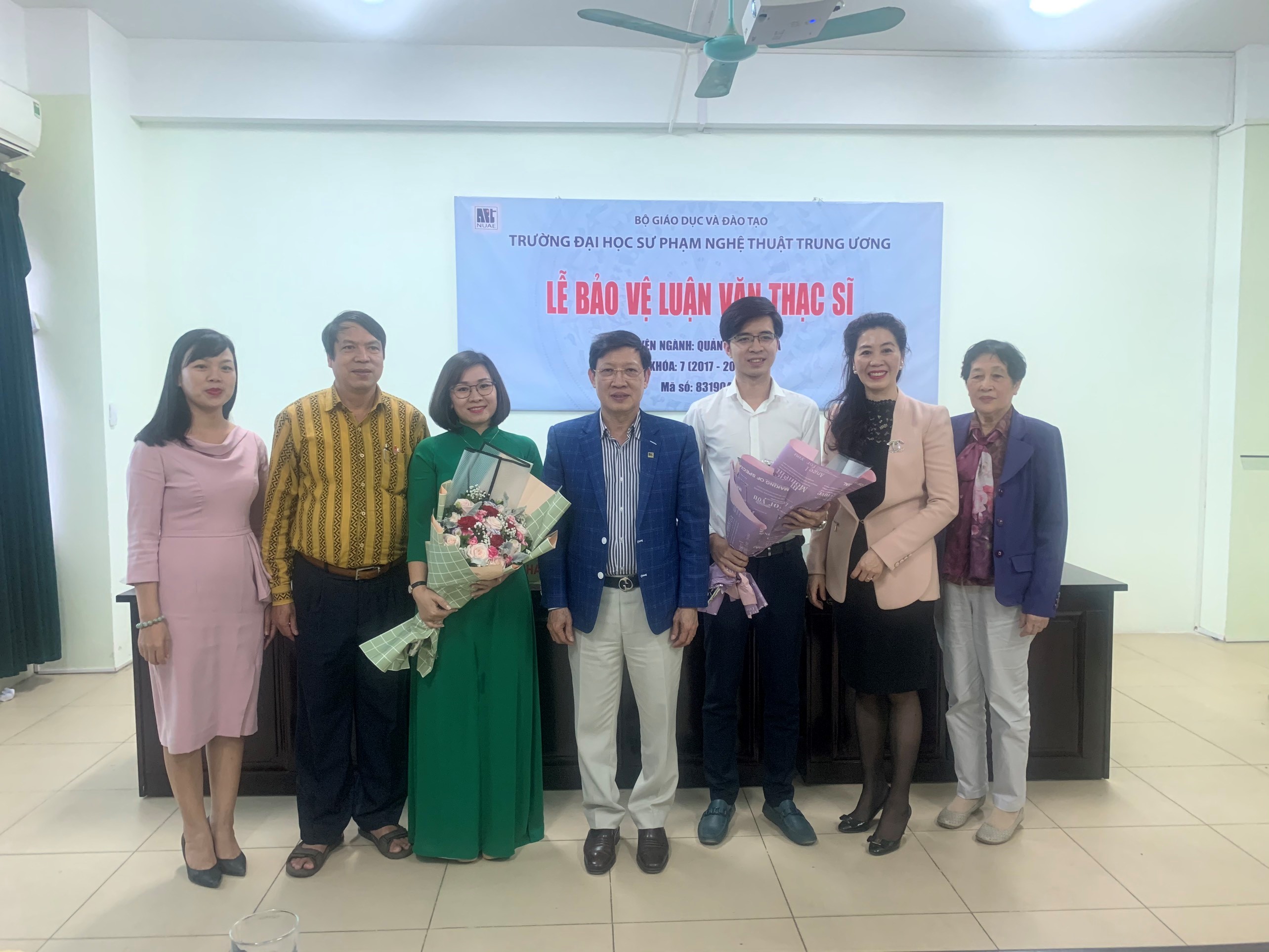 Lễ bảo vệ luận văn của hai học viên Phạm Thị Phương Lan và Nguyễn Thành Hưng (K6, 7) - Chuyên ngành Quản lý văn hóa