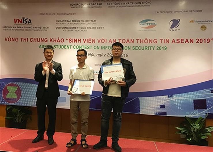 Sinh viên Việt Nam đạt thành tích cao nhất tại cuộc thi “Sinh viên với An toàn thông tin ASEAN 2019”