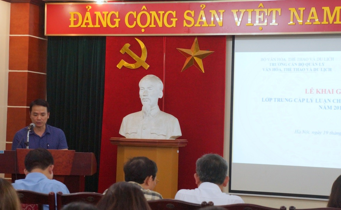 Khai giảng lớp Trung cấp lý luận Chính trị - Hành chính năm 2019