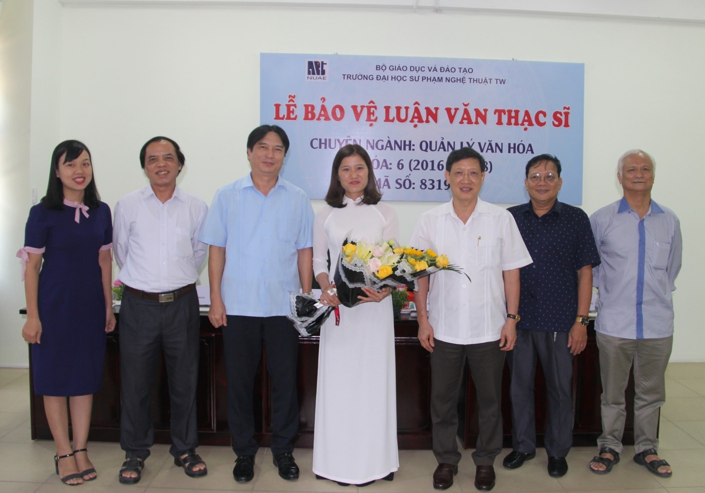 Lễ bảo vệ luận văn của hai học viên Trần Thị Quỳnh Anh   và Bàn Thị Trang (K7) - Chuyên ngành Quản lý văn hóa