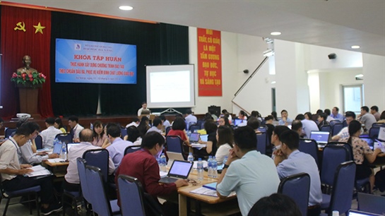 Kinh nghiệm tổ chức viết báo cáo tự đánh giá chương trình đào tạo đại học