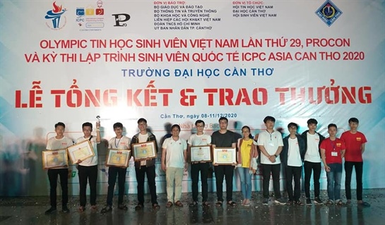 Sinh viên Đại học Đà Nẵng đạt thành tích xuất sắc tại Kỳ thi Olympic Tin học Quốc gia và Lập trình quốc tế ICPC năm 2020