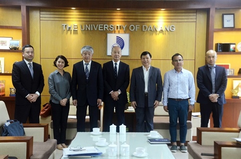 Lãnh đạo Đại học Đà Nẵng tiếp Giám đốc Công ty thang máy ME, Nhật Bản