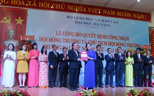 Trường Đại học Ngoại ngữ-Đại học Đà Nẵng tổ chức kỷ niệm Ngày Nhà giáo Việt Nam 20/11 và tổng kết 35 năm xây dựng và phát triển