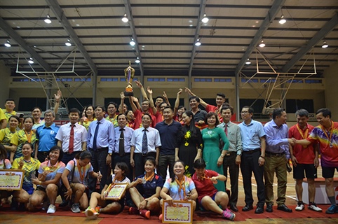 Đại học Đà Nẵng đăng cai và phối hợp tổ chức thành công Giải Cầu lông Người Giáo viên Nhân dân Toàn quốc “Tranh Cup Ba Sao” năm 2019