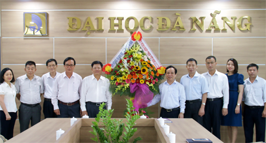 Giám đốc Đại học Đà Nẵng tiếp và làm việc với Chủ tịch Liên hiệp các Hội Khoa học và Kỹ thuật thành phố Đà Nẵng