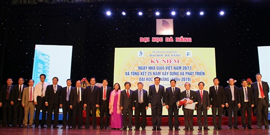 Đại học Đà Nẵng long trọng kỷ niệm Ngày Nhà giáo Việt Nam 20/11 và tổng kết 25 năm xây dựng và phát triển (1994-2019)