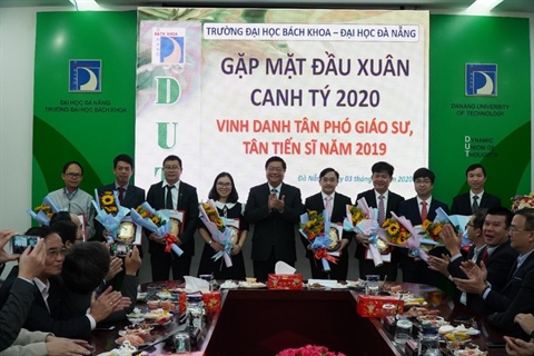 Trường Đại học Bách khoa-ĐHĐN vinh danh tân Phó Giáo sư, tân Tiến sĩ