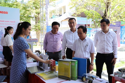 Đại học Đà Nẵng tham gia triển lãm tại Cuộc thi Khoa học Kỹ thuật Quốc gia năm 2020 dành cho học sinh phổ thông