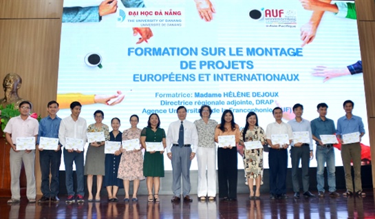 Hội đồng Lý luận Trung ương làm việc với Đại học Đà Nẵng về Chương trình nghiên cứu khoa học Lý luận chính trị giai đoạn 2021-2025