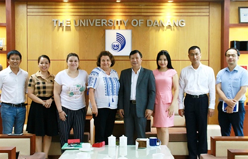 Đại học Đà Nẵng tiếp và làm việc với Trường Đại học Kỹ thuật Bucharest, Rumani