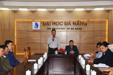 Công đoàn Đại học Đà Nẵng gặp mặt tặng quà cho cán bộ viên chức, người lao động nhân dịp Tết Nguyên đán 2020