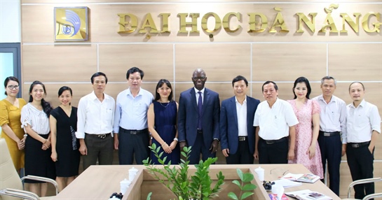 Đại học Đà Nẵng làm việc với đoàn Ngân hàng Thế giới tại Việt Nam