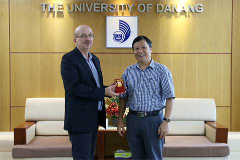 Đại học Đà Nẵng tiếp Cố vấn Cơ quan Trao đổi Hàn lâm Đức
