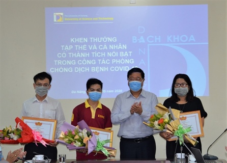 Trường Đại học Bách khoa-ĐHĐN khen thưởng những nỗ lực phòng, chống dịch Covid-19