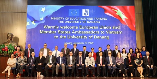 Đại học Đà Nẵng tiếp đón Phái đoàn các Đại sứ Liên minh Châu Âu và các Quốc gia thành viên tại Việt Nam