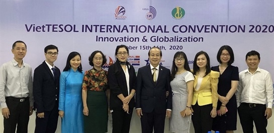 Trường Đại học Ngoại ngữ-Đại học Đà Nẵng tổ chức thành công Hội thảo quốc tế VietTESOL-2020 với chủ đề "Đổi mới và toàn cầu hoá”