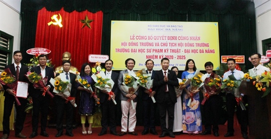Trường Đại học Sư phạm Kỹ thuật-Đại học Đà Nẵng tổ chức Lễ kỷ niệm Ngày Nhà giáo Việt Nam 20/11, tuyên dương khen thưởng năm học 2019-2020 và công bố Quyết định công nhận Hội đồng Trường