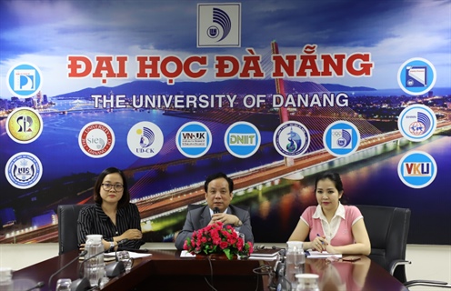 Giám đốc Đại học Đà Nẵng làm việc trực tuyến với Giám đốc AUF khu vực Châu Á-Thái Bình Dương