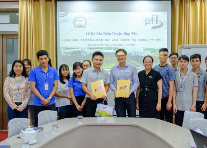 Ký hợp tác với Công ty an toàn lao động PFL