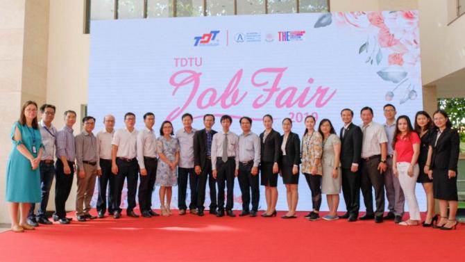 Ngày hội việc làm tại Đại học Tôn Đức Thắng