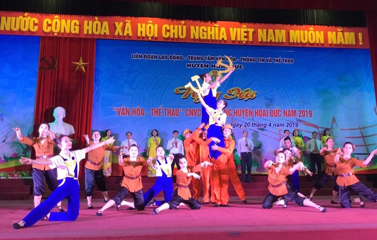 Tạ Thị Lan Phương - Biên đạo múa của những hội diễn nghệ thuật quần chúng