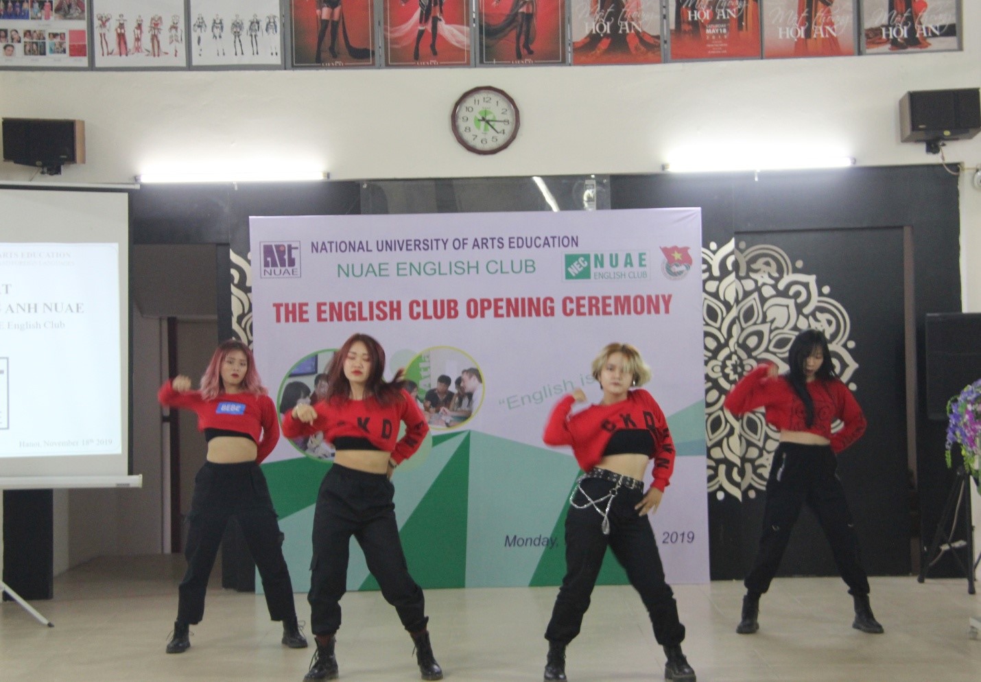 Ra mắt Câu lạc bộ tiếng Anh - NUAE