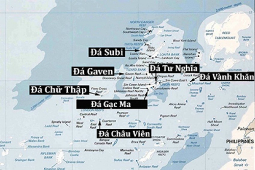 khu-truc-ham-my-dang-tien-sat-dao-nhan-tao-trung-quoc-xay-trai-phep-2