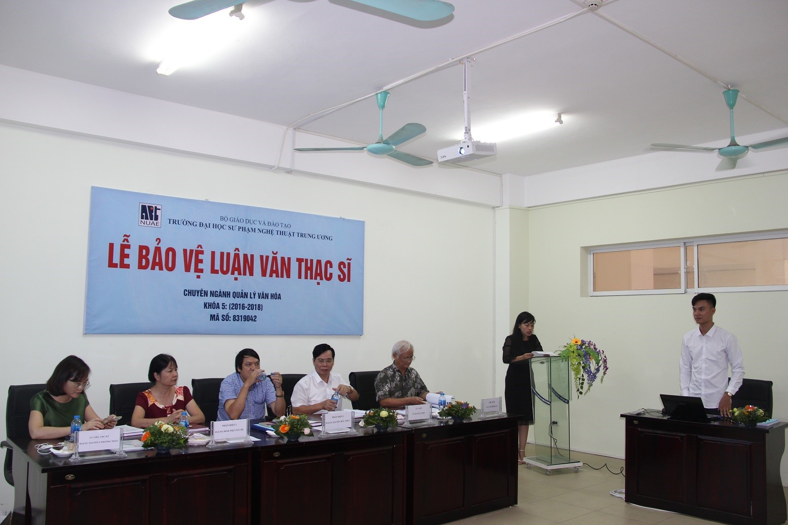 Lễ bảo vệ luận văn của học viên Phạm Thị Duyên và Nguyễn Văn Như – K5, Chuyên ngành Quản lý Văn hóa