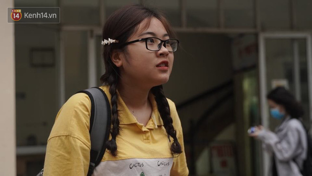 Sinh viên nô nức trở lại trường sau kỳ nghỉ Tết dài nhất lịch sử: Được đi học rồi vui quá, ở nhà chán lắm!