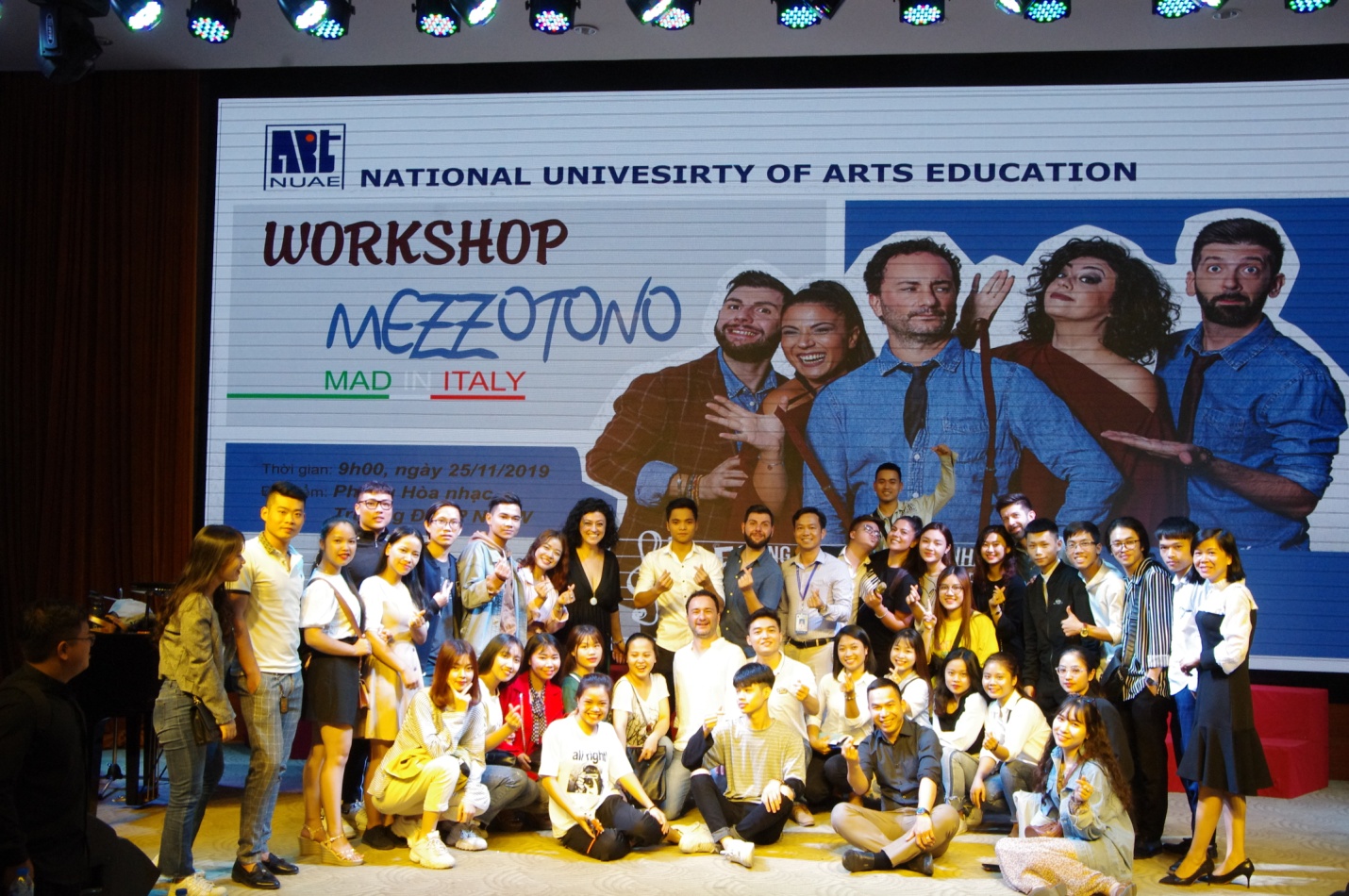 Chương trình giao lưu biểu diễn với ban nhạc Mezzotono, Italia