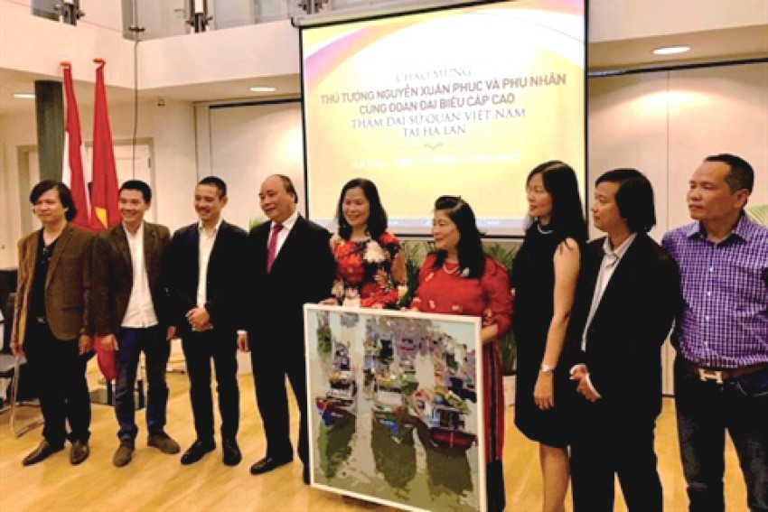 My thuat Viet Nam va Ngoai giao van hoa: Mot nam soi dong va mang nhieu gia tri tuyet voi