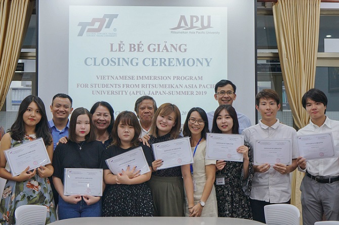Bế giảng Chương trình học tiếng Việt dành cho sinh viên Đại học Ritsumeikan Asian Pacific