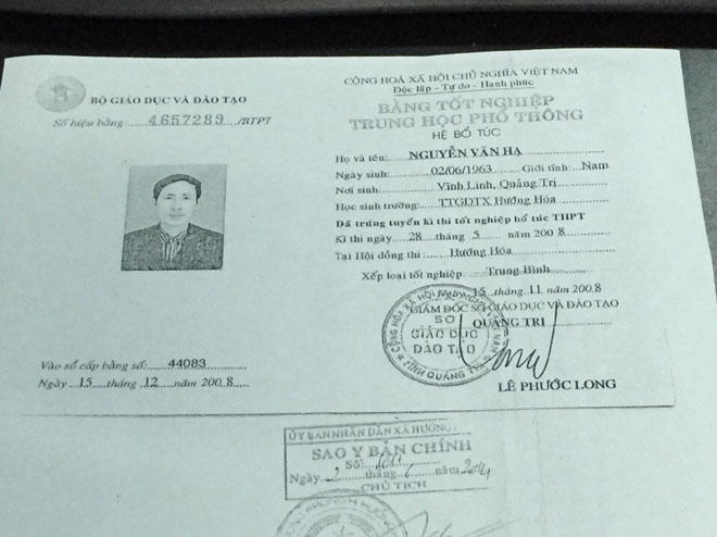 Kỷ luật “cảnh cáo” Đảng viên dùng bằng giả để “luồn lách chức vụ“