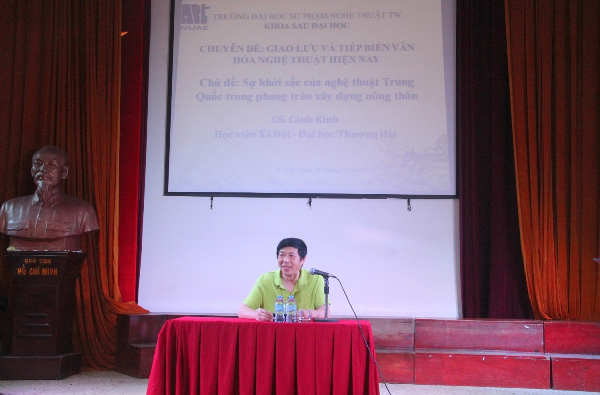 GS. Cảnh Kính nói chuyện chuyên đề: “Giao lưu và tiếp biến văn hóa nghệ thuật hiện nay”