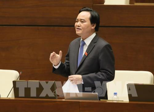 Bộ trưởng Bộ GD&ĐT đăng đàn trả lời chất vấn trước Quốc hội