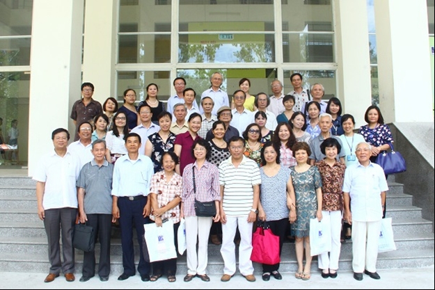 Gặp mặt nguyên cán bộ lãnh đạo Nhà trường qua các thời kì nhân dịp kỷ niệm 45 năm sự nghiệp đào tạo giáo viên nghệ thuật và 09 năm ngày Thủ tướng Chính phủ ký Quyết định thành lập Trường ĐHSP Nghệ thuật TW