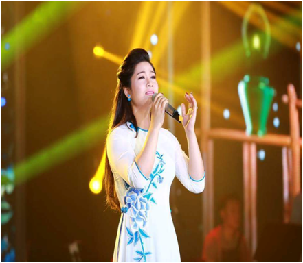 Nguyễn Thị Sông Thao đạt giải Ba chung kết xếp hạng Sao Mai 2015