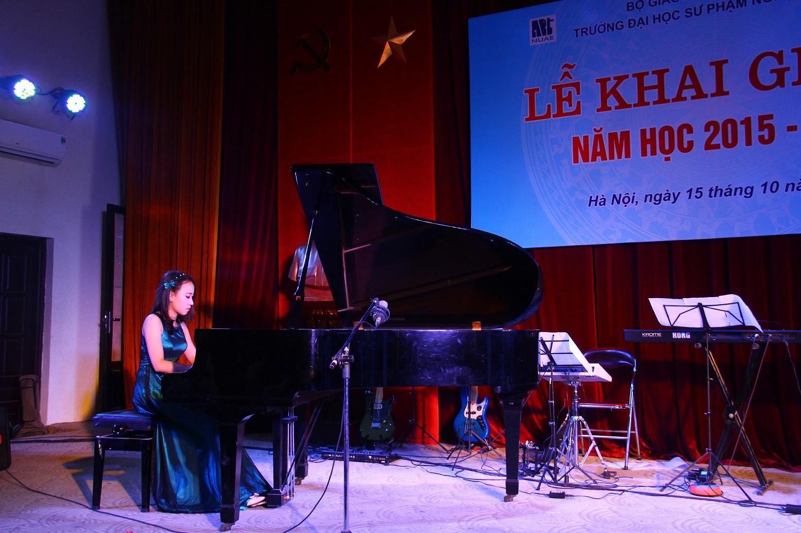 Lễ khai giảng năm học 2015 - 2016