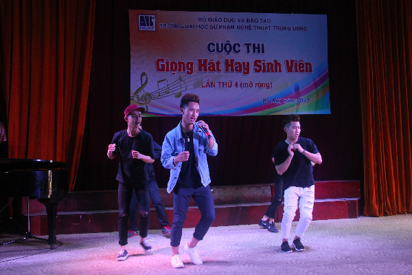 Vòng bán kết Cuộc thi giọng hát hay sinh viên Trường ĐHSP Nghệ thuật TW mở rộng, lần thứ IV năm 2017