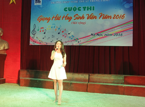 Vòng sơ loại Cuộc thi giọng hát hay sinh viên Trường ĐHSP Nghệ thuật TW mở rộng lần thứ ba, năm 2016