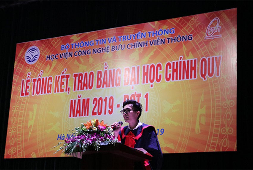 Nguyễn Hồng Đức: sẽ cất tấm bằng Đại học vào tủ kính