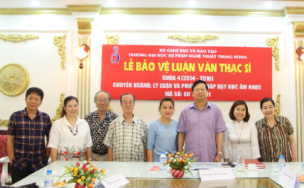 Lễ bảo vệ luận văn Thạc sĩ của hai học viên Phan Thị Thiện và Đào Thị Thanh Ngân