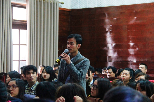 Hội nghị đối thoại Hiệu trưởng với sinh viên năm học 2016–2017