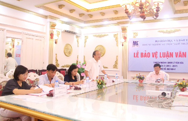 Lễ bảo vệ luận văn Thạc sĩ của hai học viên Trần Xuân Lực và Dương Hồng Nhung