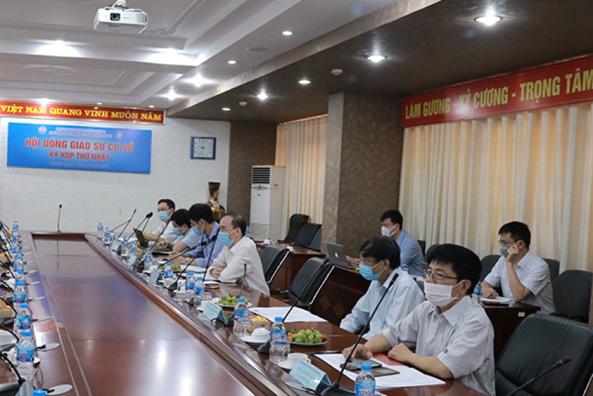 Họp Hội đồng Giáo sư cơ sở Học viện Công nghệ Bưu chính Viễn thông phiên thứ nhất năm 2021