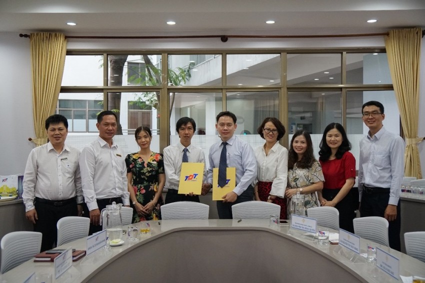 Đại học Tôn Đức Thắng mở rộng hợp tác với doanh nghiệp nước ngoài