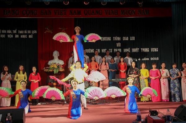 Thực tế chuyên môn tại Đại học Nghệ thuật - Đại học Huế và Học viện Âm nhạc Huế